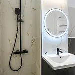 Apartment Cristian - Netflix Free *